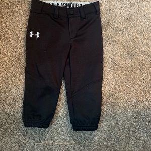 Toddler Under Armour t-ball pants